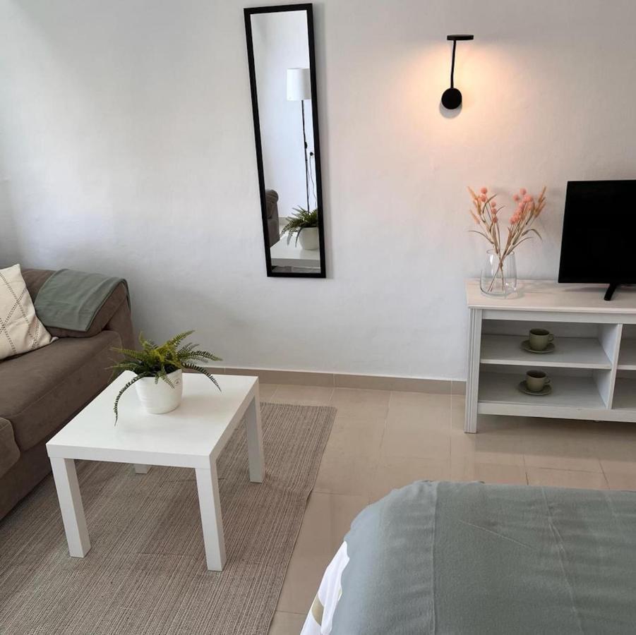 Precioso estudio Palmeras con vistas al mar Apartamento Fuengirola Exterior foto